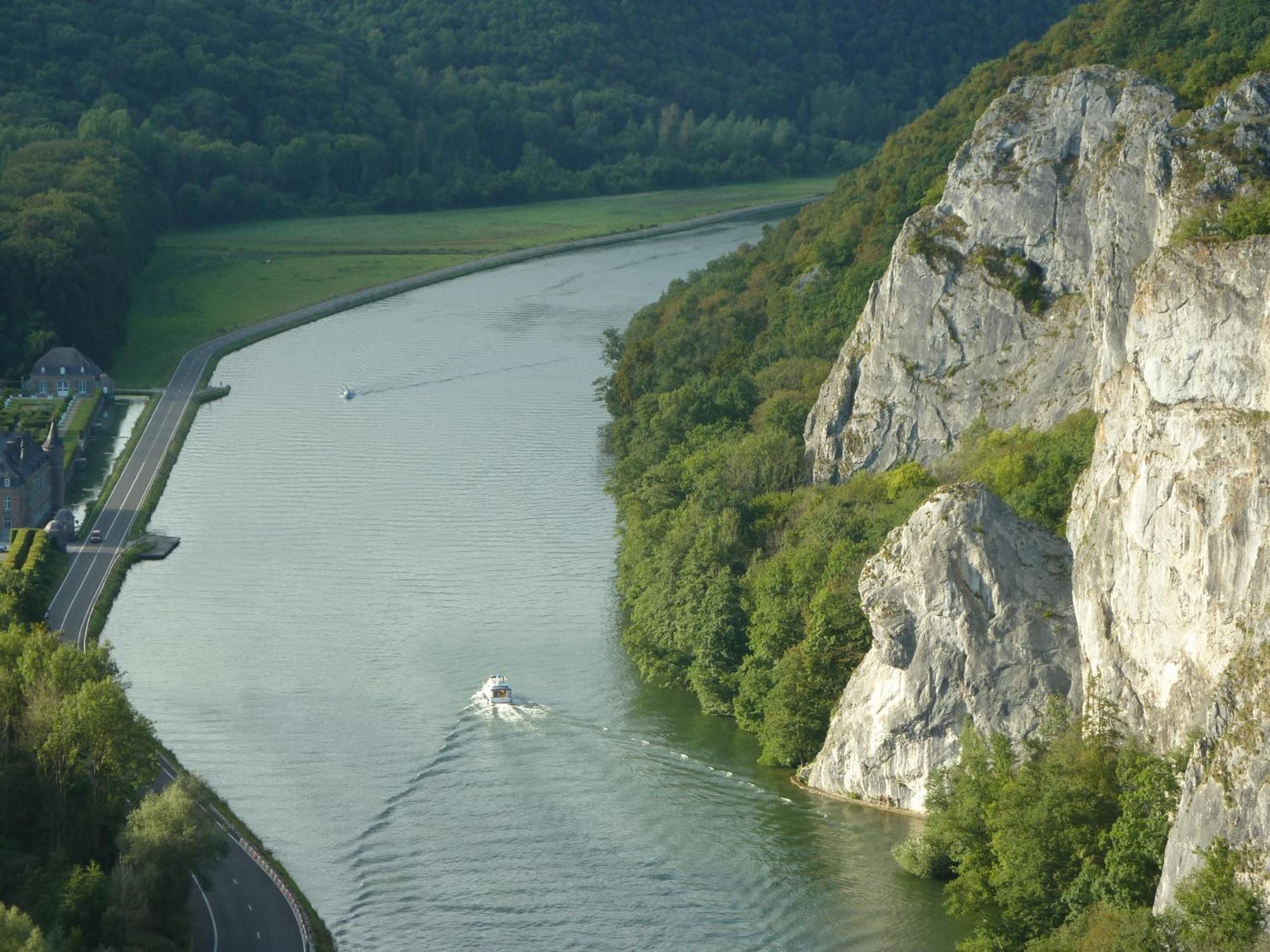 Vila Le Refuge Hastiere-par-dela Exteriér fotografie